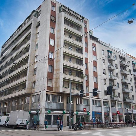 Suite Casa Degli Specchi, Appartamento Di Lusso In Galleria Buenos Aires Мілан Екстер'єр фото